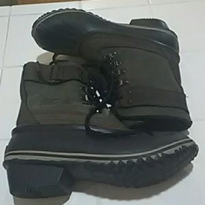 Sorel boot olive green win brown